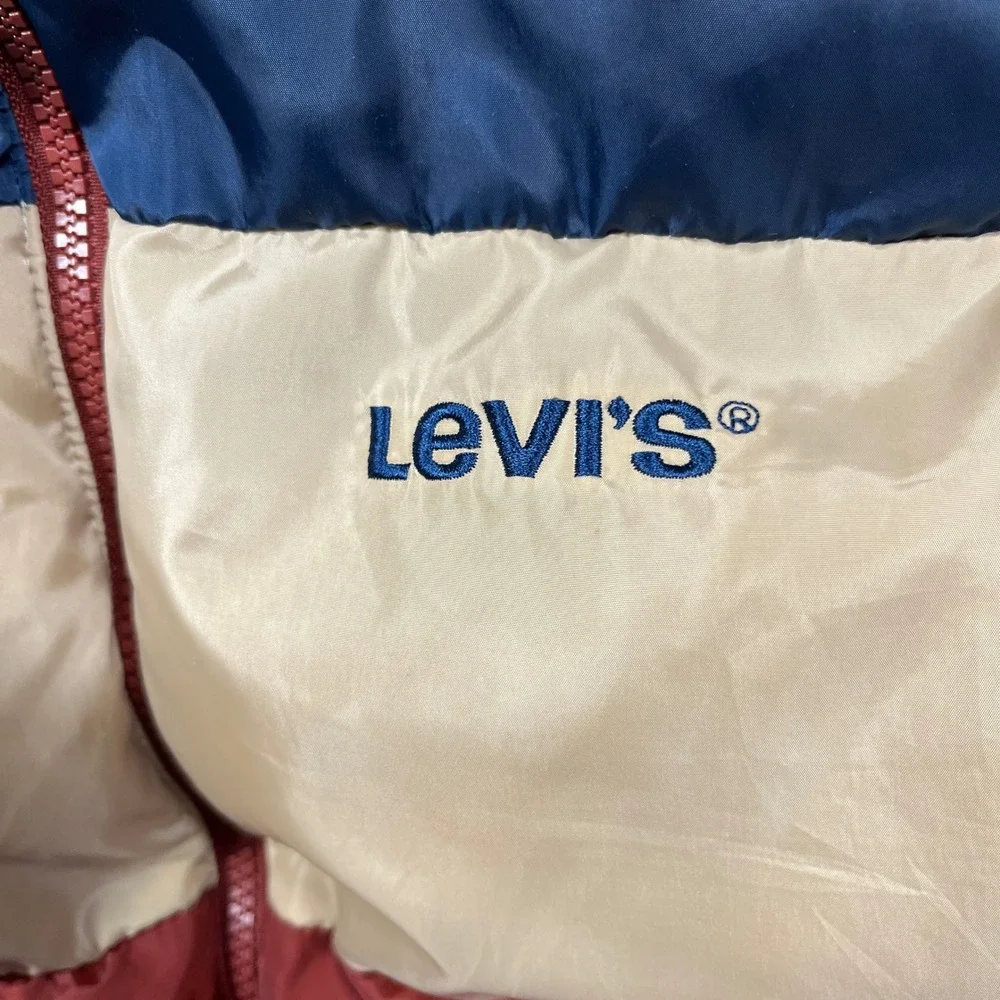 Levis levi puffer